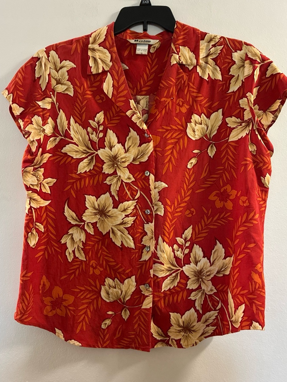 Christopher & Banks Red and Cream Silk and Linen Floral Short Sleeve Button Top